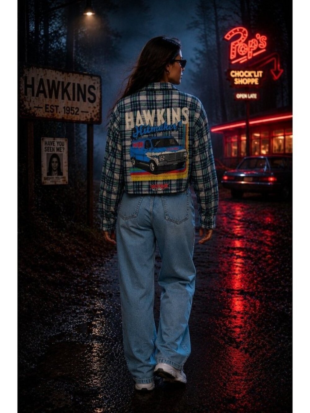 Stranger Things Women's Medium Cotton Cropped Flannel Hawkins Hitmaker NWT